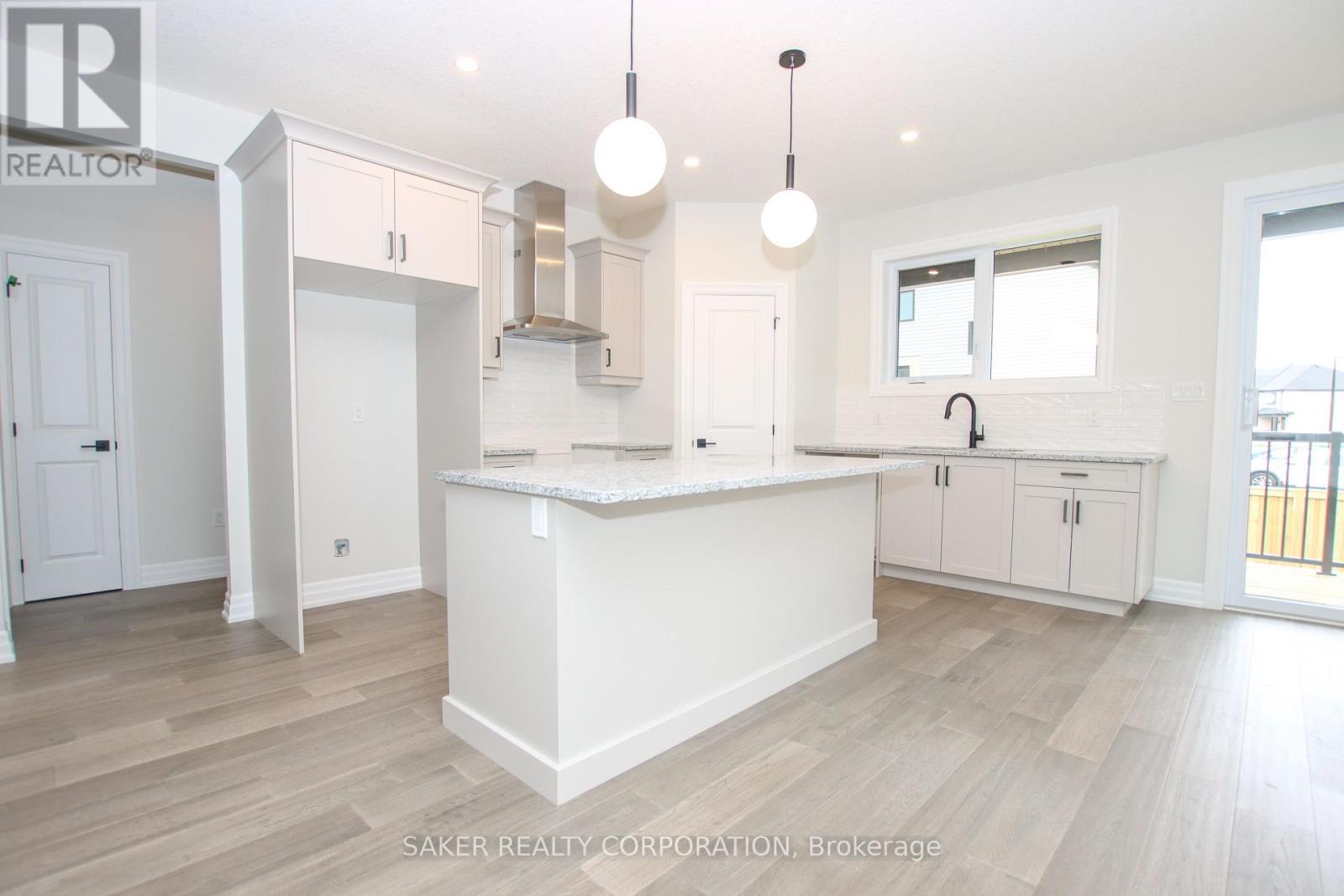 Property at 536 REGENT STREET image 5