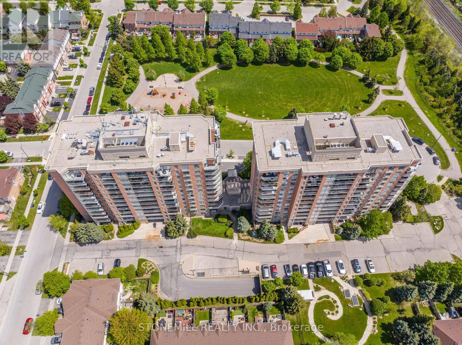 1004 - 1150 Parkwest Place, Mississauga, Ontario  L5E 3K4 - Photo 42 - W12162971