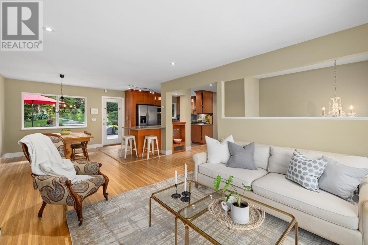3219 Royal Avenue, North Vancouver, British Columbia  V7K 1Y7 - Photo 7 - R3010851