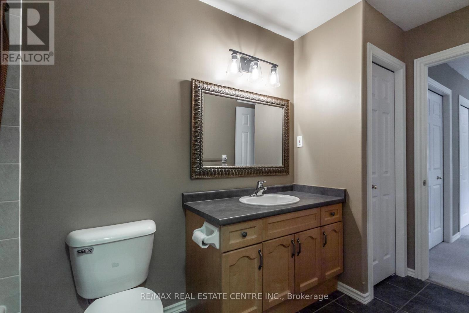 15 Bradbury Crescent, Brant, Ontario  N3L 4E1 - Photo 16 - X12200906