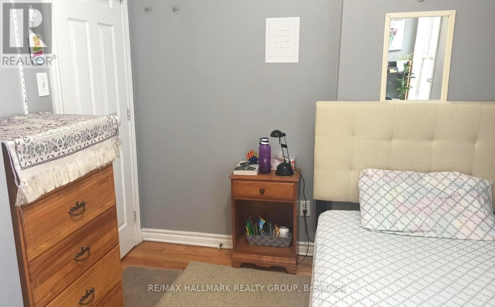 478 Cumberland Street, Ottawa, Ontario  K1N 7J9 - Photo 22 - X12200931