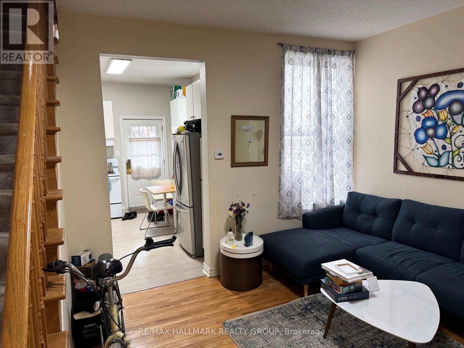 478 Cumberland Street, Ottawa, Ontario  K1N 7J9 - Photo 4 - X12200931