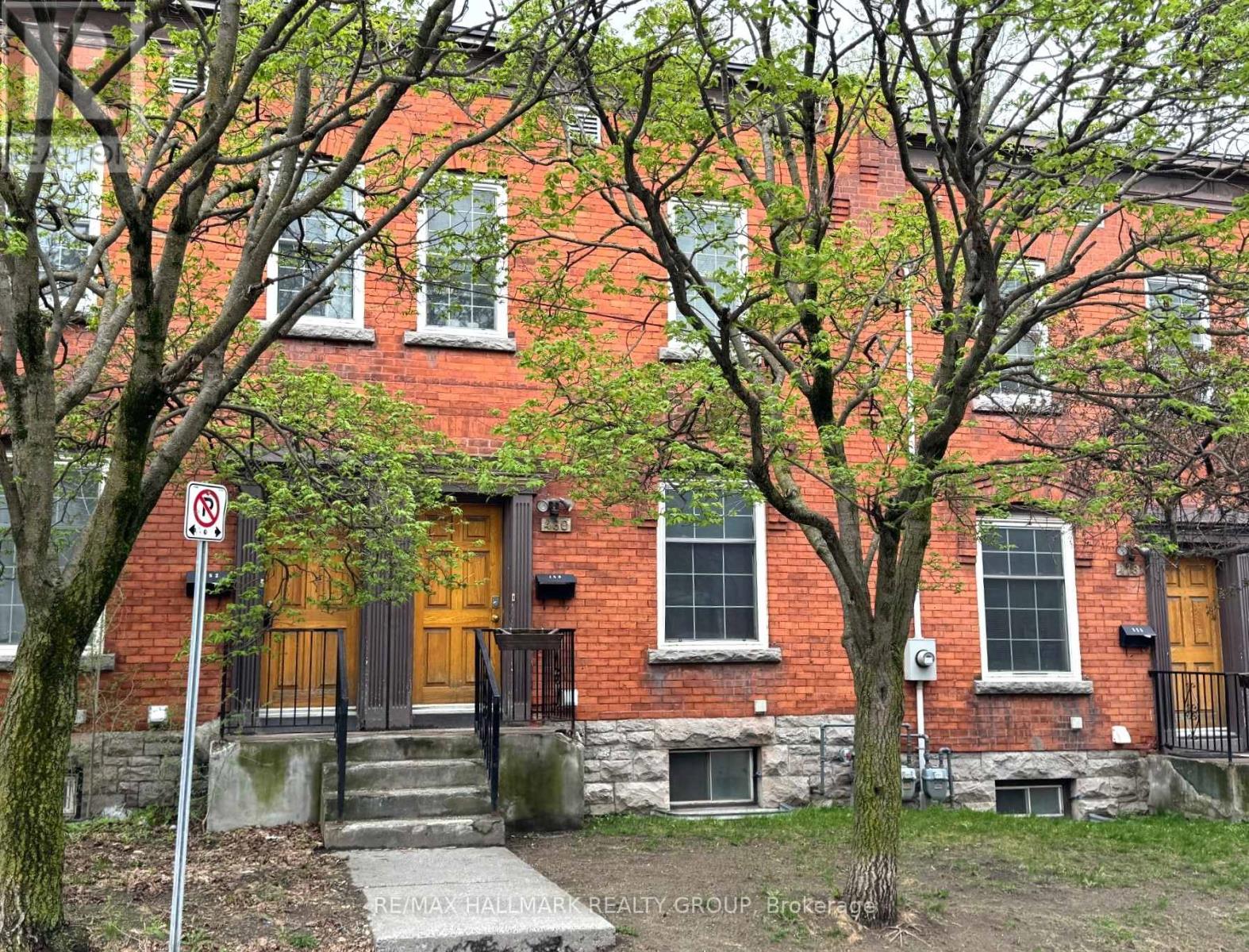 480 Cumberland Street, Ottawa, Ontario  K1N 7J9 - Photo 1 - X12200932