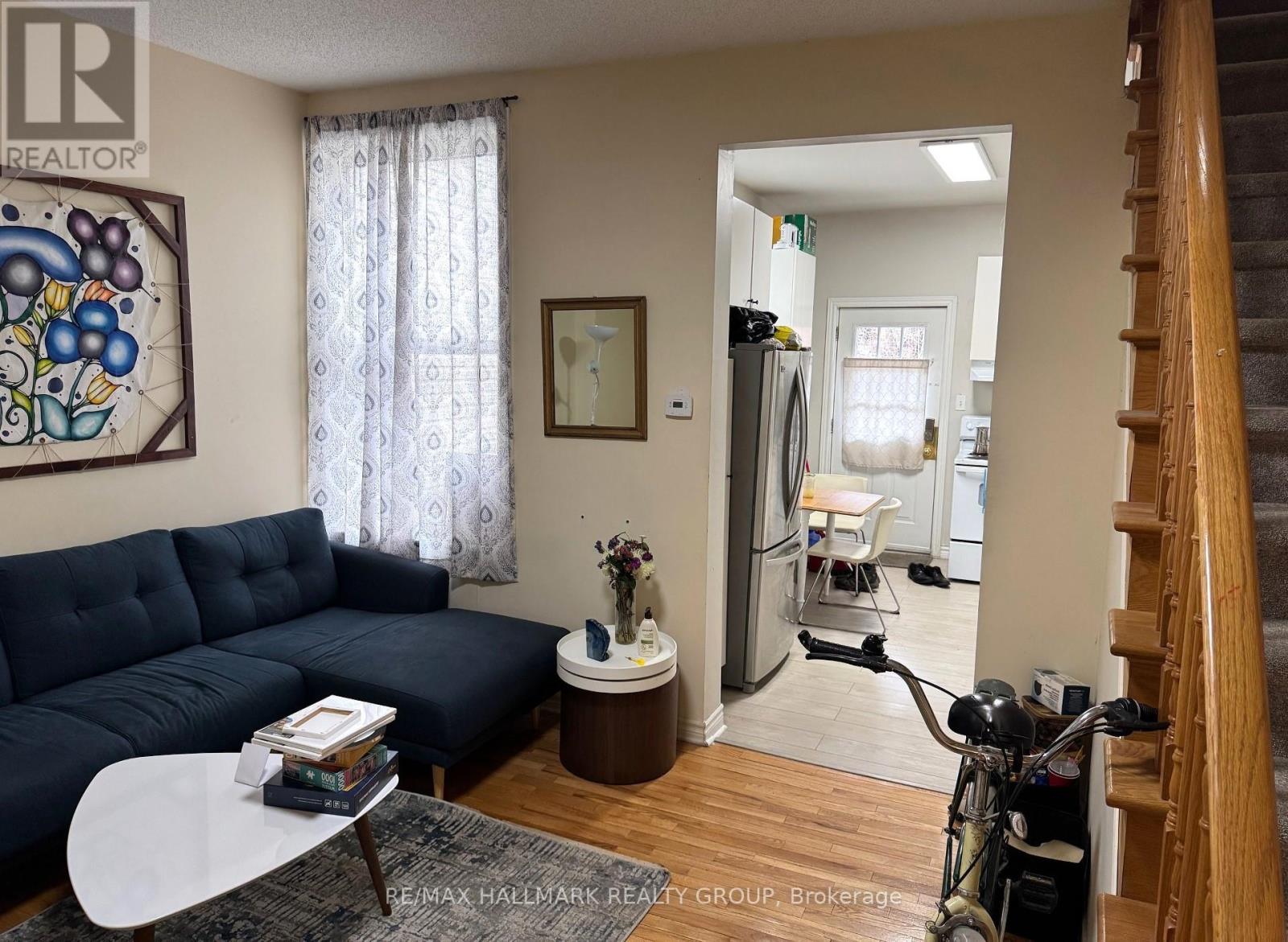 480 Cumberland Street, Ottawa, Ontario  K1N 7J9 - Photo 4 - X12200932