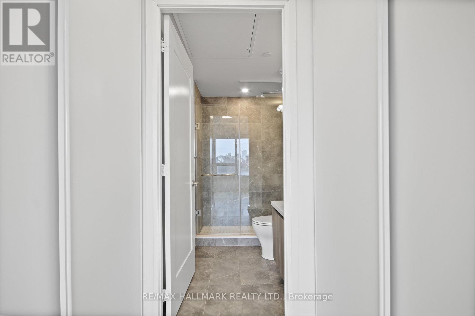 403 - 151 Avenue Road, Toronto, Ontario  M5R 2H7 - Photo 16 - C12200756