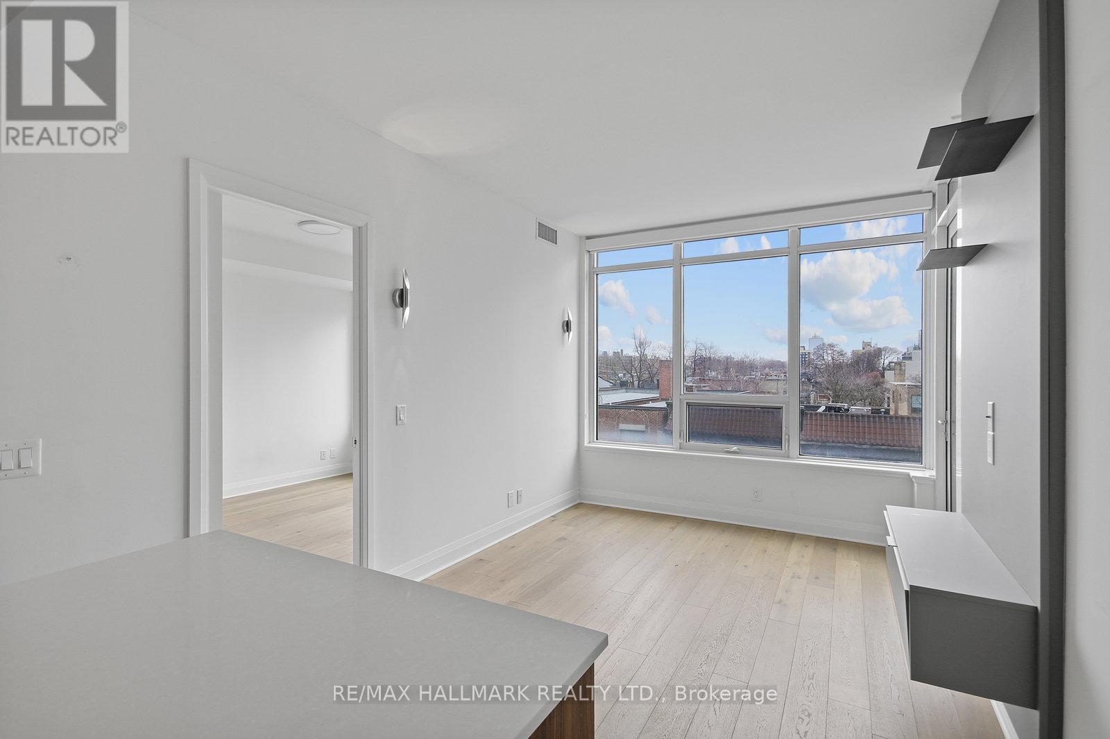 403 - 151 Avenue Road, Toronto, Ontario  M5R 2H7 - Photo 5 - C12200756