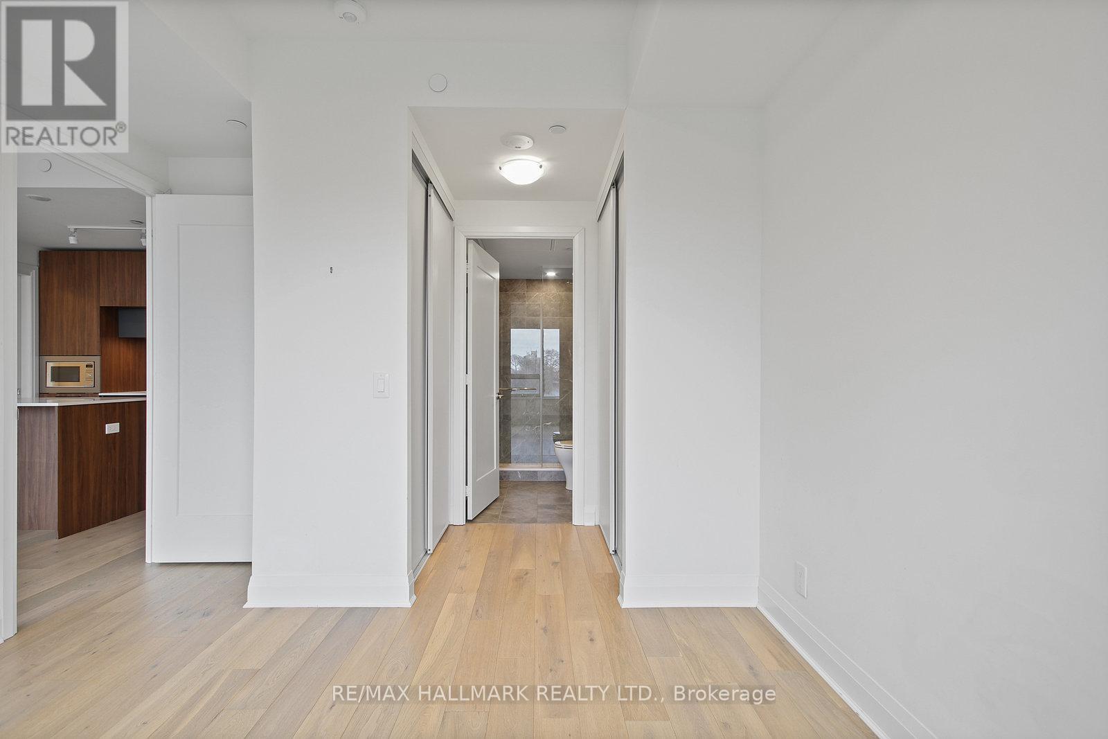 403 - 151 Avenue Road, Toronto, Ontario  M5R 2H7 - Photo 13 - C12200756