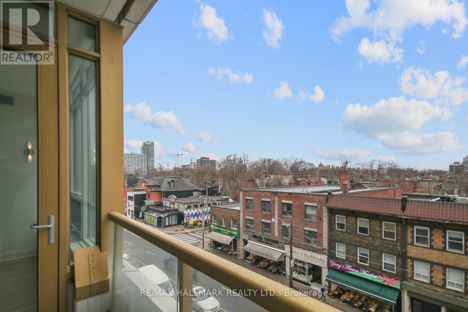 403 - 151 Avenue Road, Toronto, Ontario  M5R 2H7 - Photo 21 - C12200756
