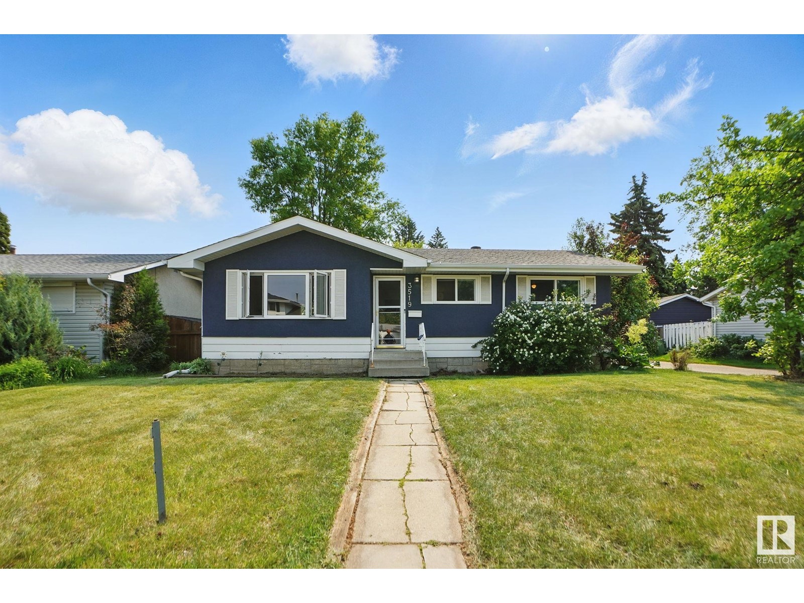 3519 109 ST NW, Edmonton, Alberta