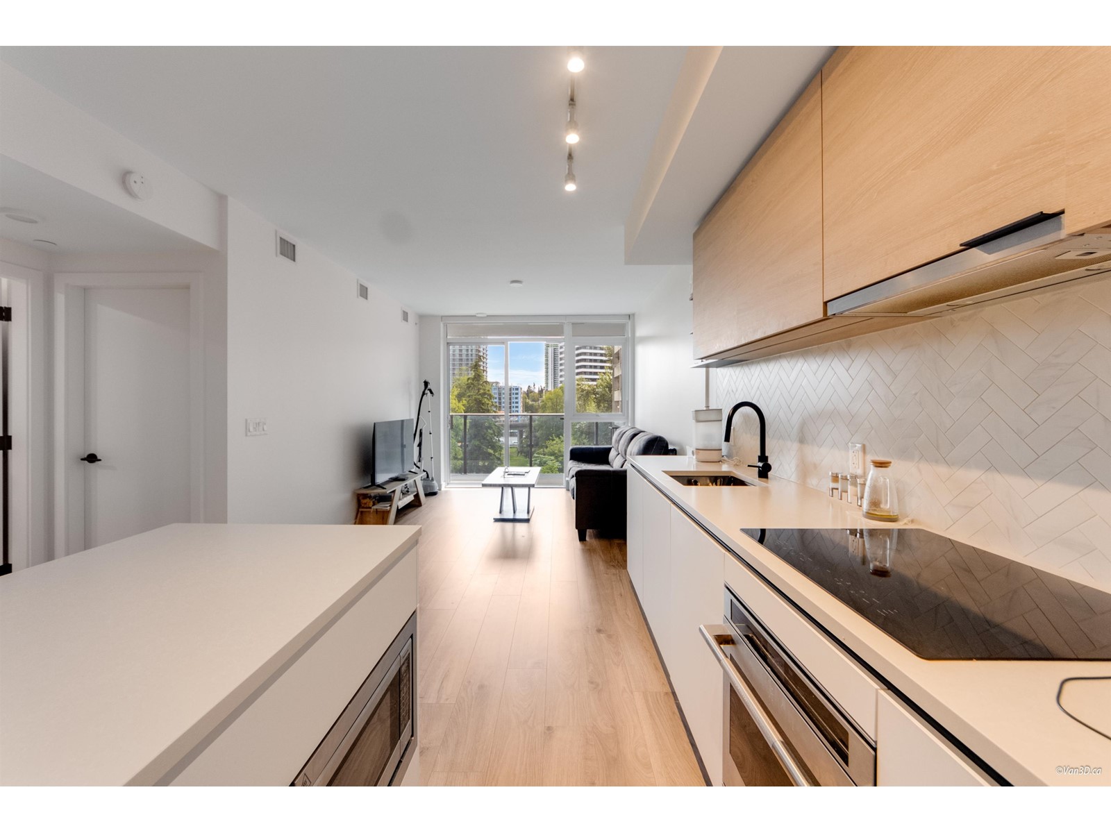 506 10448 University Drive, Surrey, British Columbia  V3T 0S7 - Photo 3 - R3012034