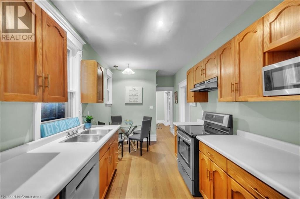 21 Sunset Avenue, Hamilton, Ontario  L8R 1V7 - Photo 11 - 40682835