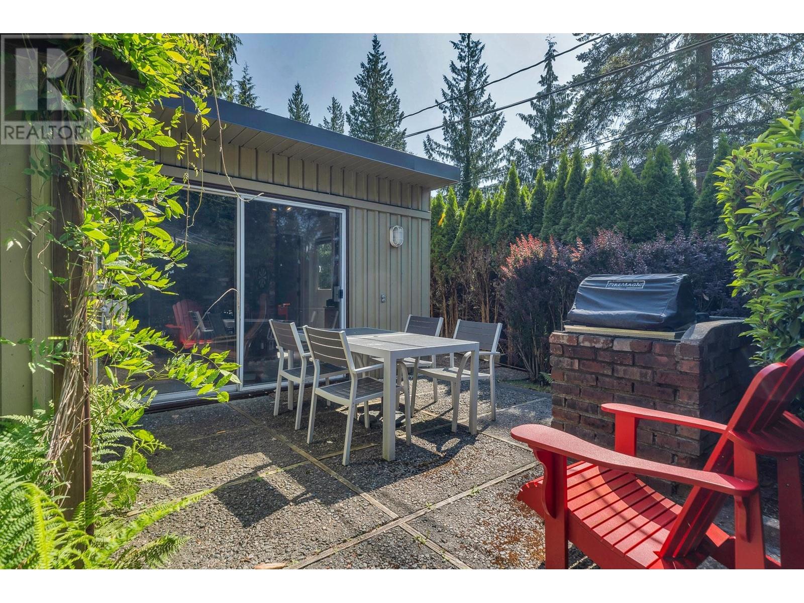 977 Belvedere Drive, North Vancouver, British Columbia  V7R 2C2 - Photo 30 - R3012068