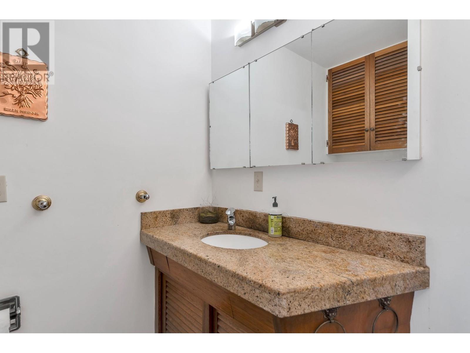 977 Belvedere Drive, North Vancouver, British Columbia  V7R 2C2 - Photo 17 - R3012068