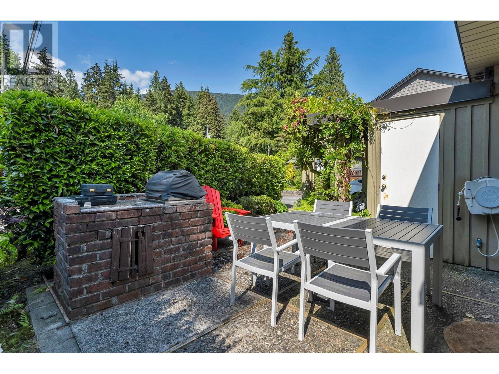 977 Belvedere Drive, North Vancouver, British Columbia  V7R 2C2 - Photo 32 - R3012068
