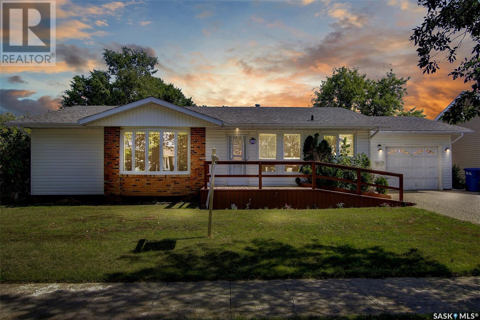 303 2nd AVENUE, Montmartre, Saskatchewan