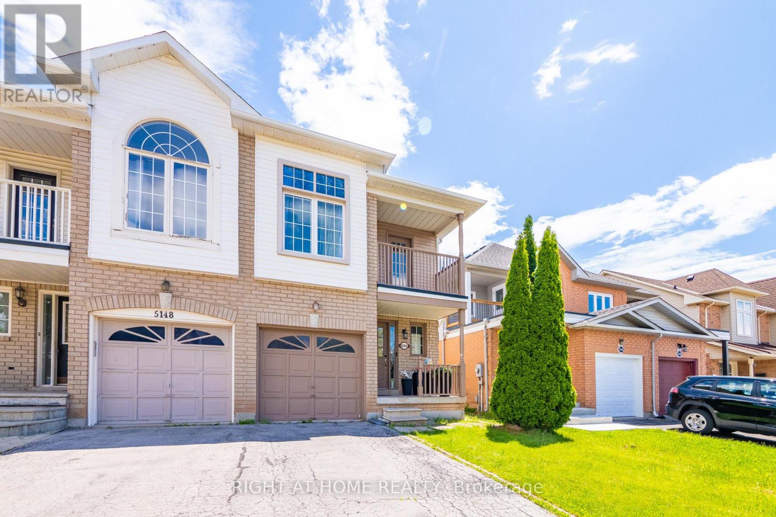 5146 Porter Street, Burlington, Ontario  L7L 6K8 - Photo 3 - W12200923