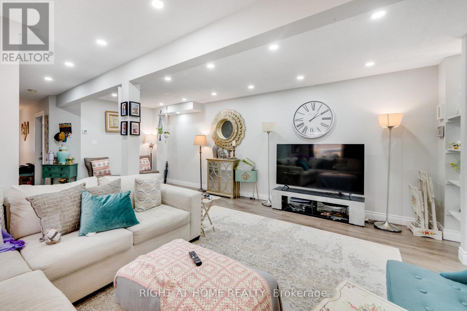 5146 Porter Street, Burlington (Uptown), Ontario  L7L 6K8 - Photo 9 - W12200923