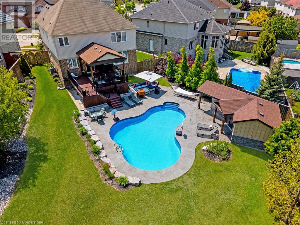Property at 533 TERRINGTON Crescent image 4