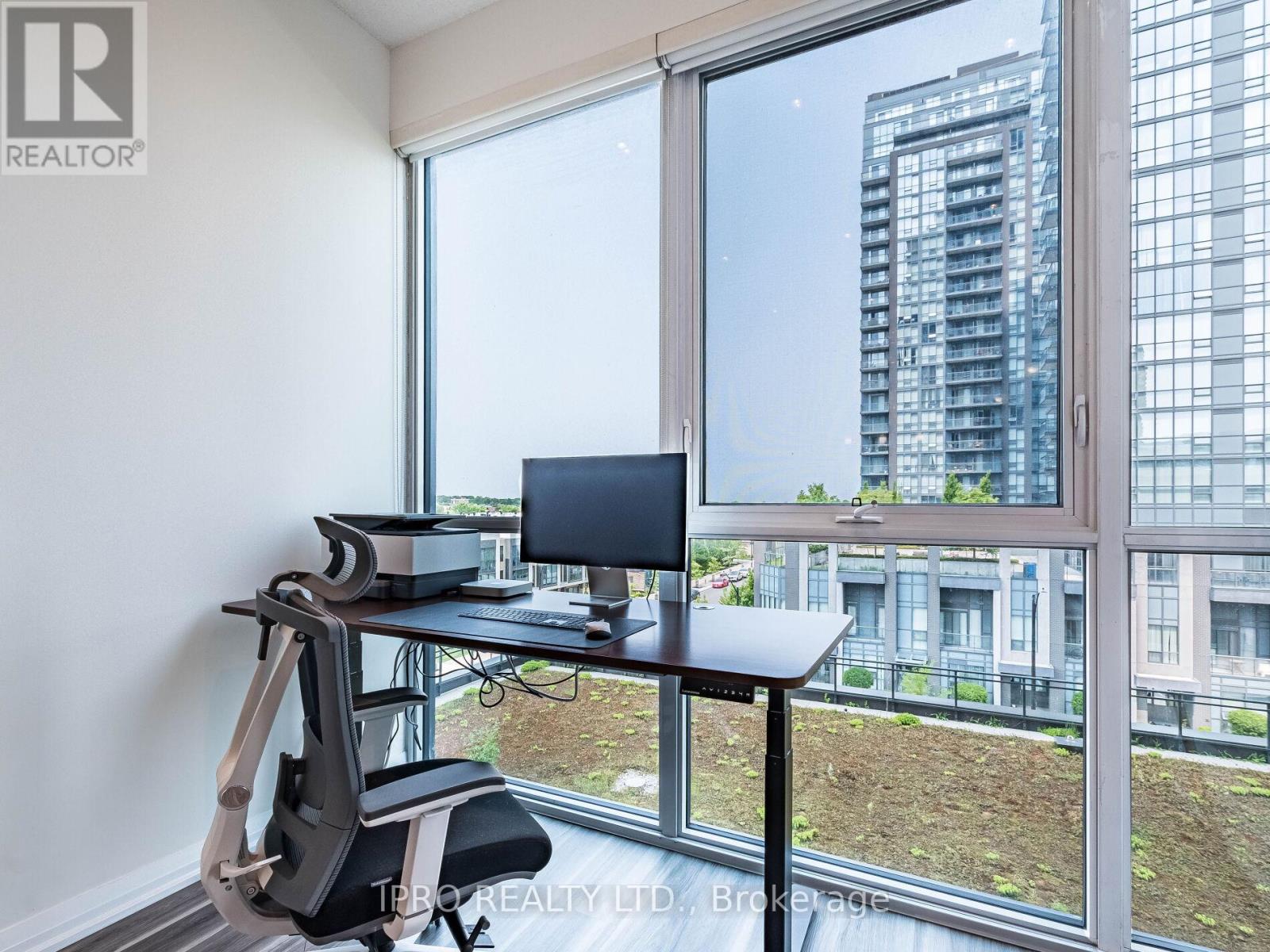 404 - 75 Eglinton Avenue W, Mississauga, Ontario  L5R 0E5 - Photo 11 - W12198318