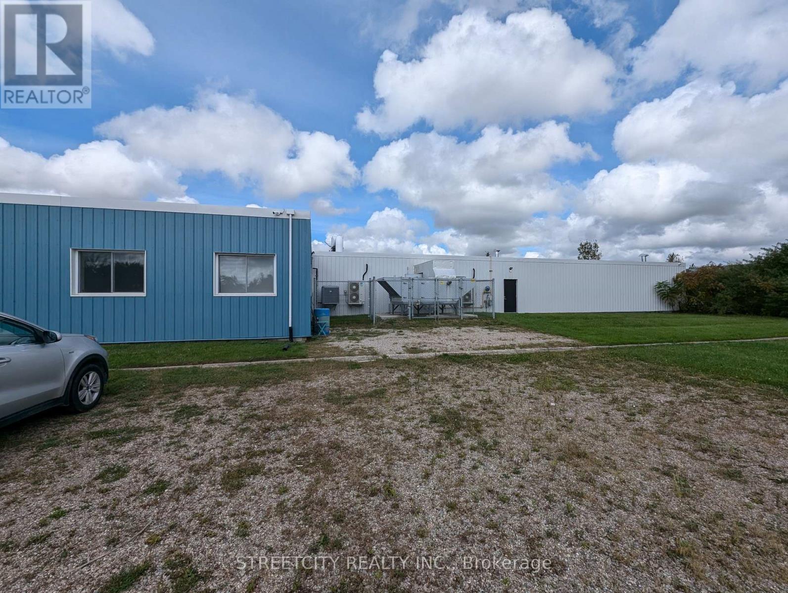 75 Spruce Street E, Aylmer, Ontario  N5H 0A2 - Photo 3 - X12200955
