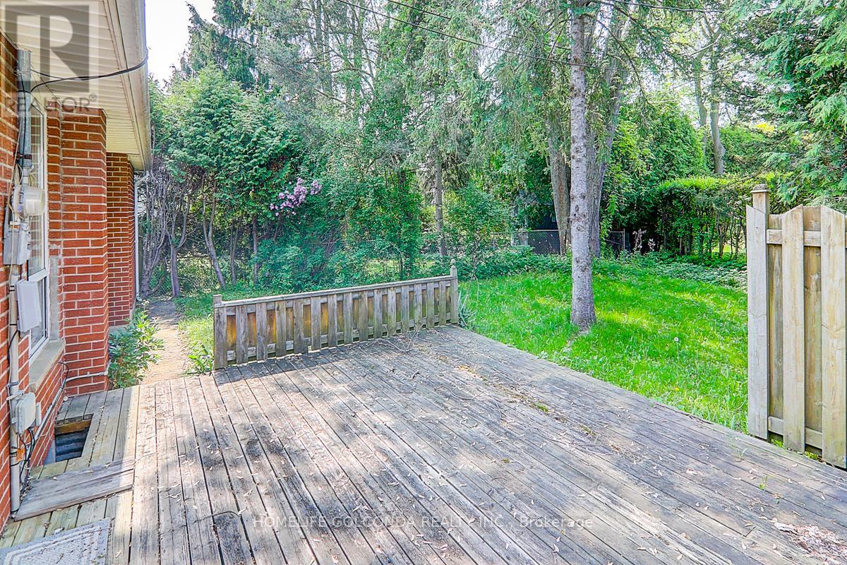 21 Southdale Drive S, Markham, Ontario  L3P 1J6 - Photo 6 - N12149291