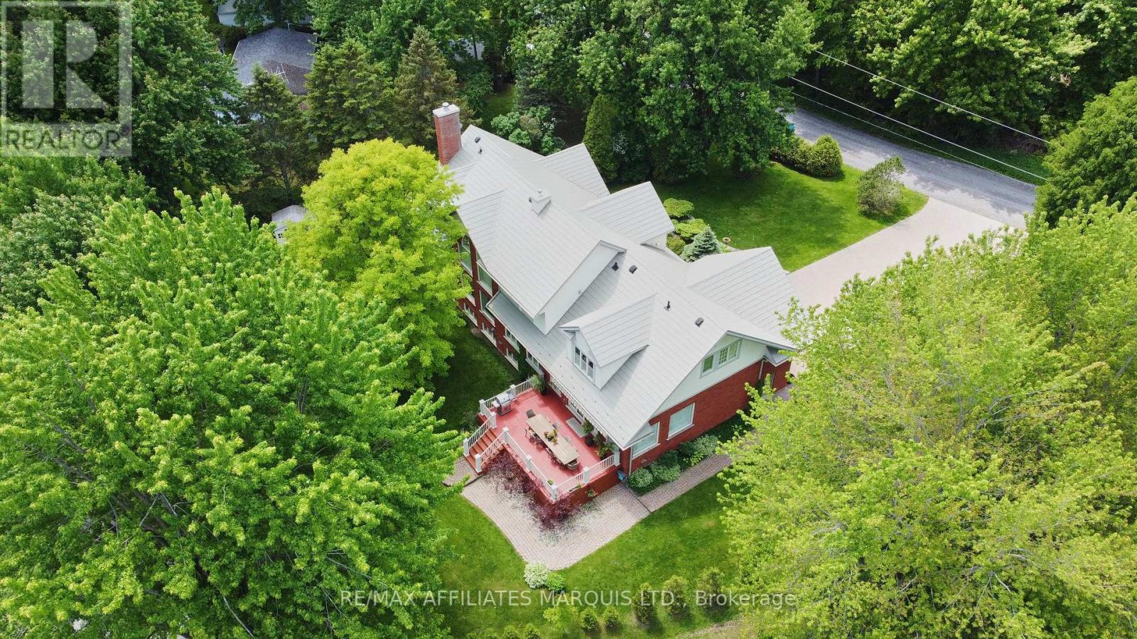 20562 Old Montreal Road, South Glengarry, Ontario  K0C 2C0 - Photo 44 - X12200954