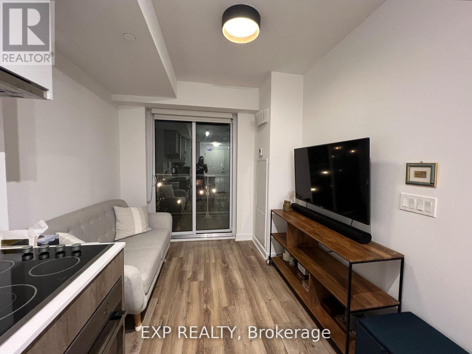 3013 - 195 Redpath Avenue, Toronto, Ontario  M4P 0E4 - Photo 4 - C12200948