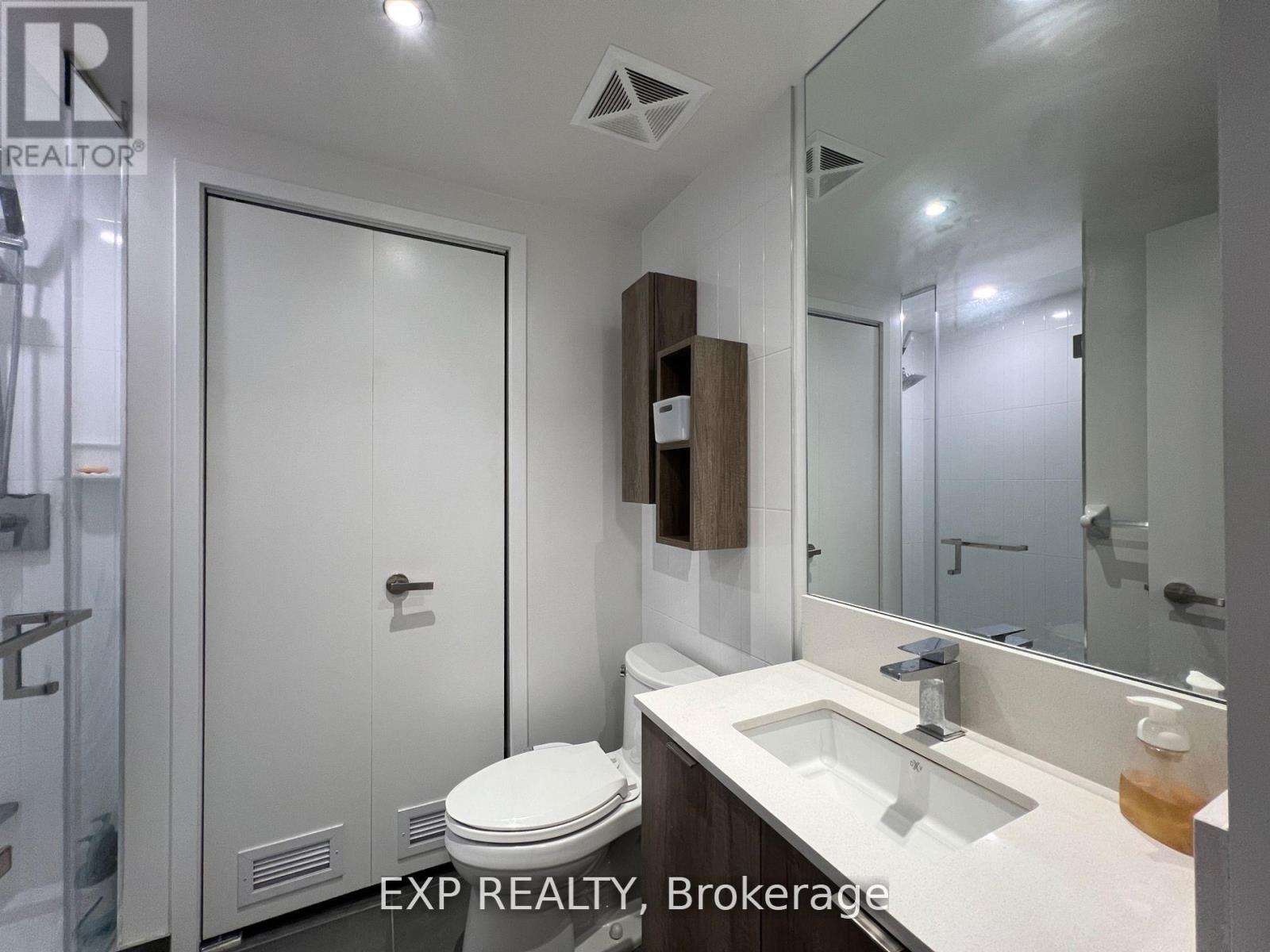 3013 - 195 Redpath Avenue, Toronto, Ontario  M4P 0E4 - Photo 9 - C12200948