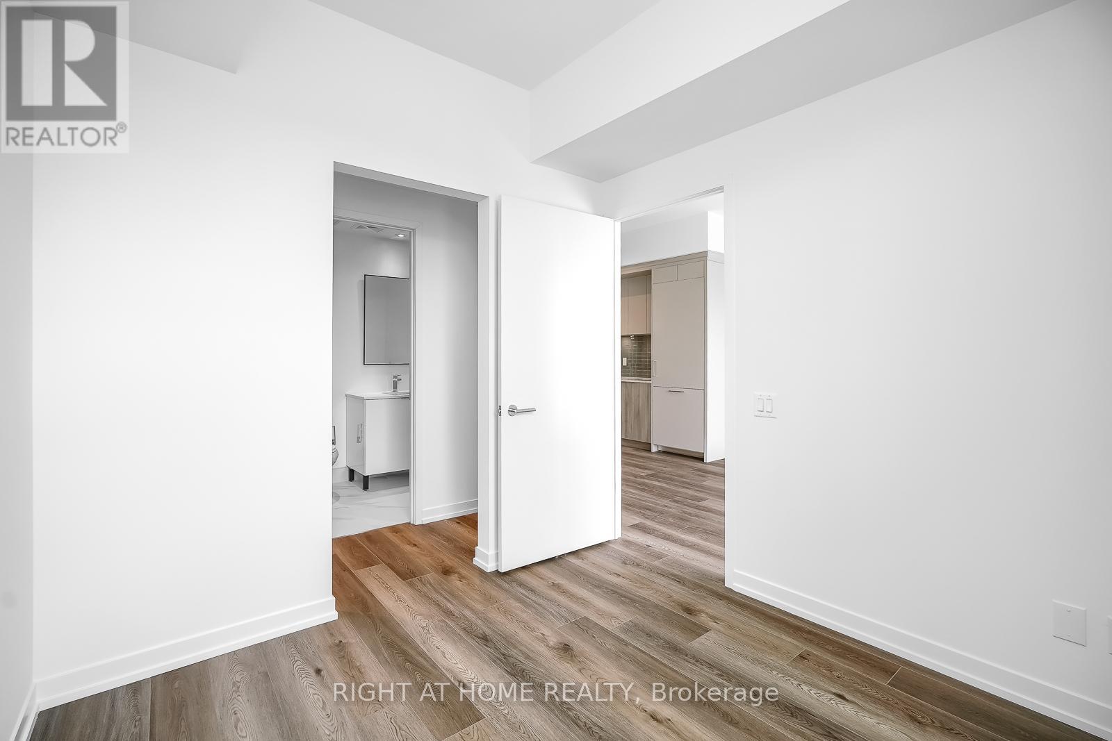 410 - 863 St. Clair Avenue W, Toronto, Ontario  M6C 0B2 - Photo 14 - C12200964