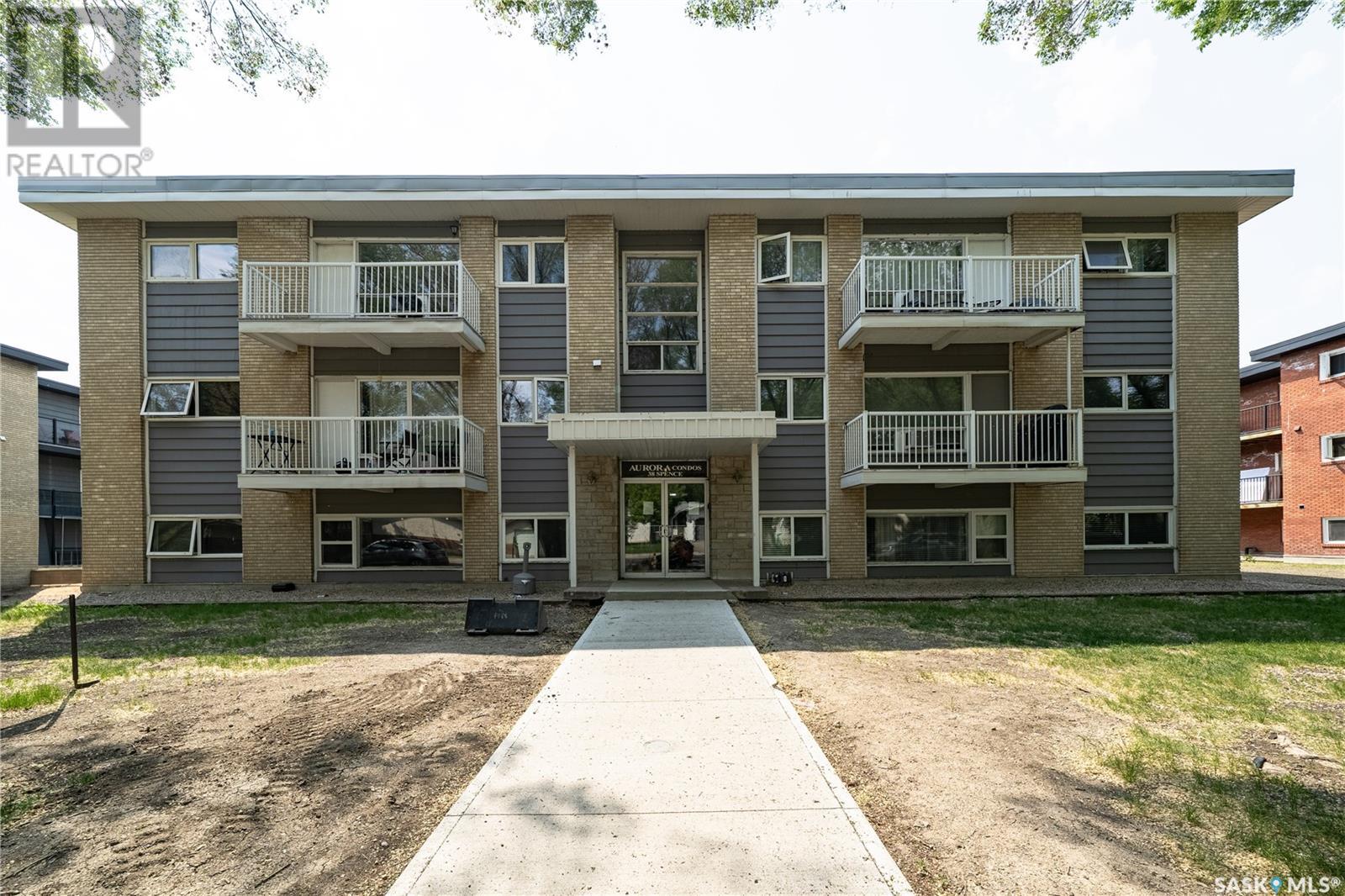 4 38 Spence STREET, Regina, Saskatchewan