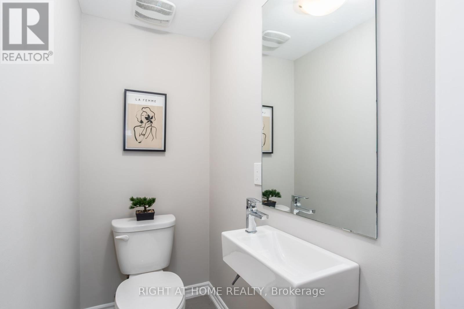 32 - 2199 Lillykin Street, Oakville, Ontario  L6H 0J7 - Photo 8 - W12200943