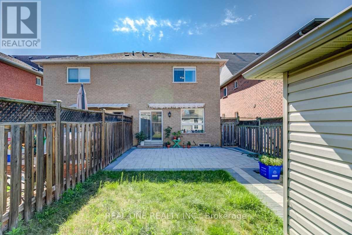 3835 Freeman Terrace, Mississauga, Ontario  L5M 6P9 - Photo 17 - W12200961