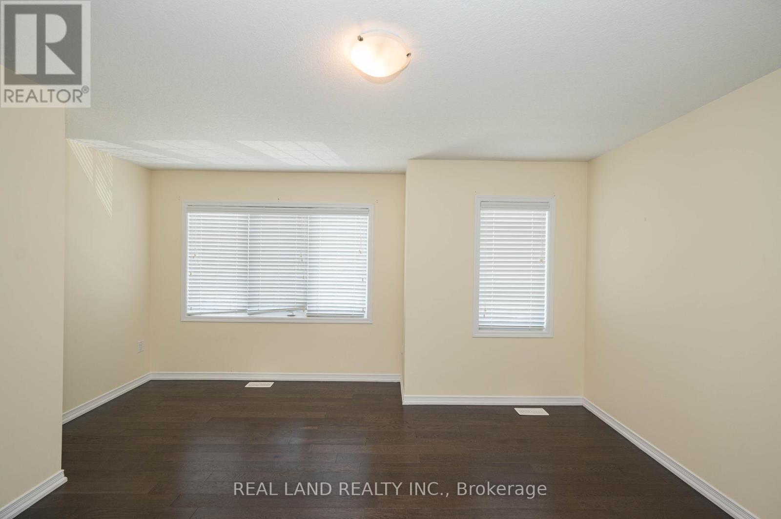 7782 Hackberry Trail, Niagara Falls (Brown), Ontario  L2H 3R5 - Photo 24 - X12200963