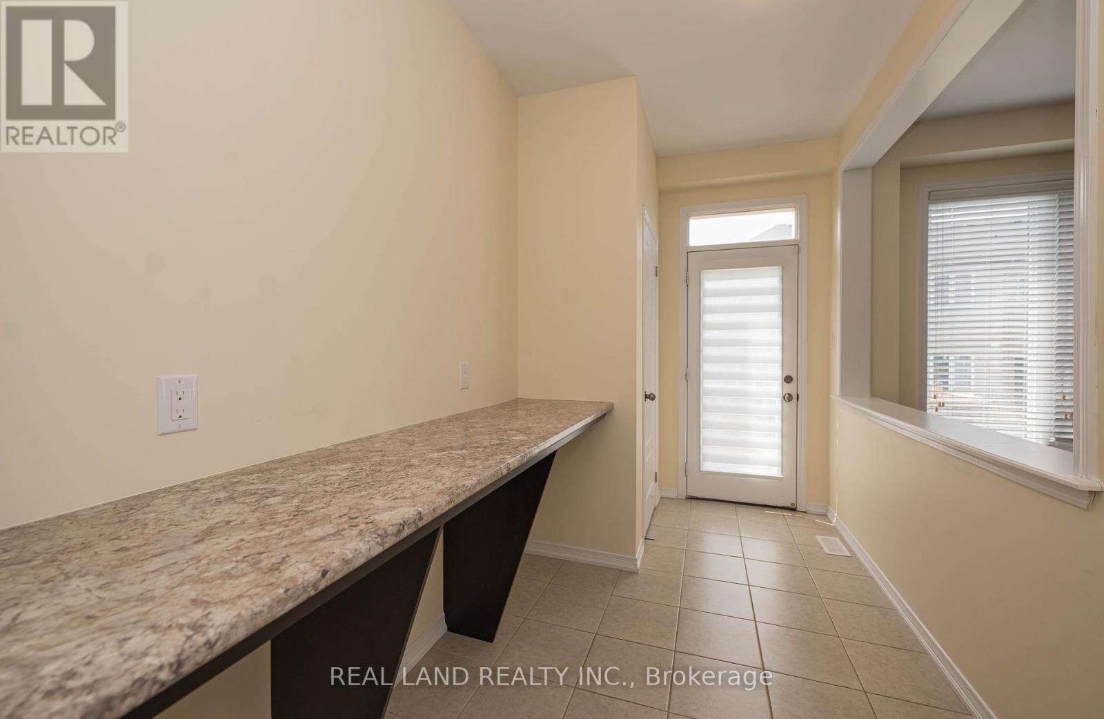 Property at 7782 HACKBERRY TRAIL image 4