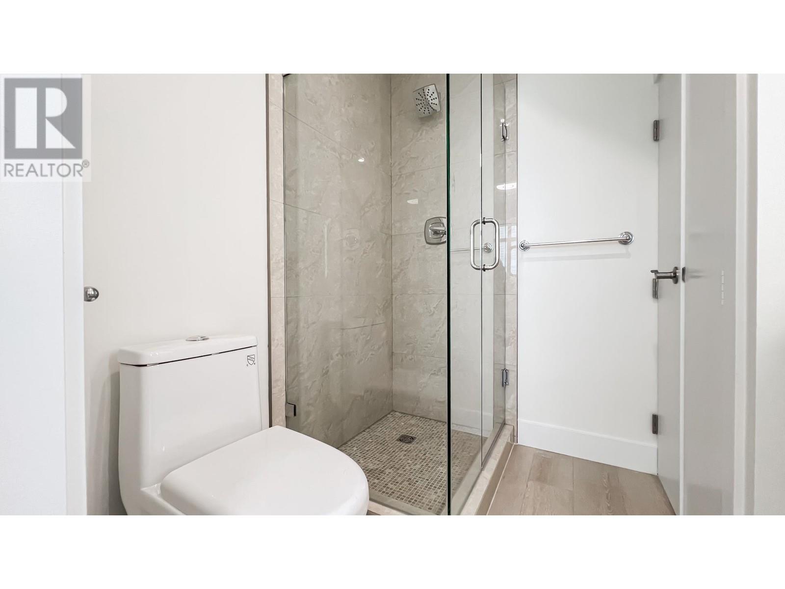 Property at 1157 KEEFER STREET image 4
