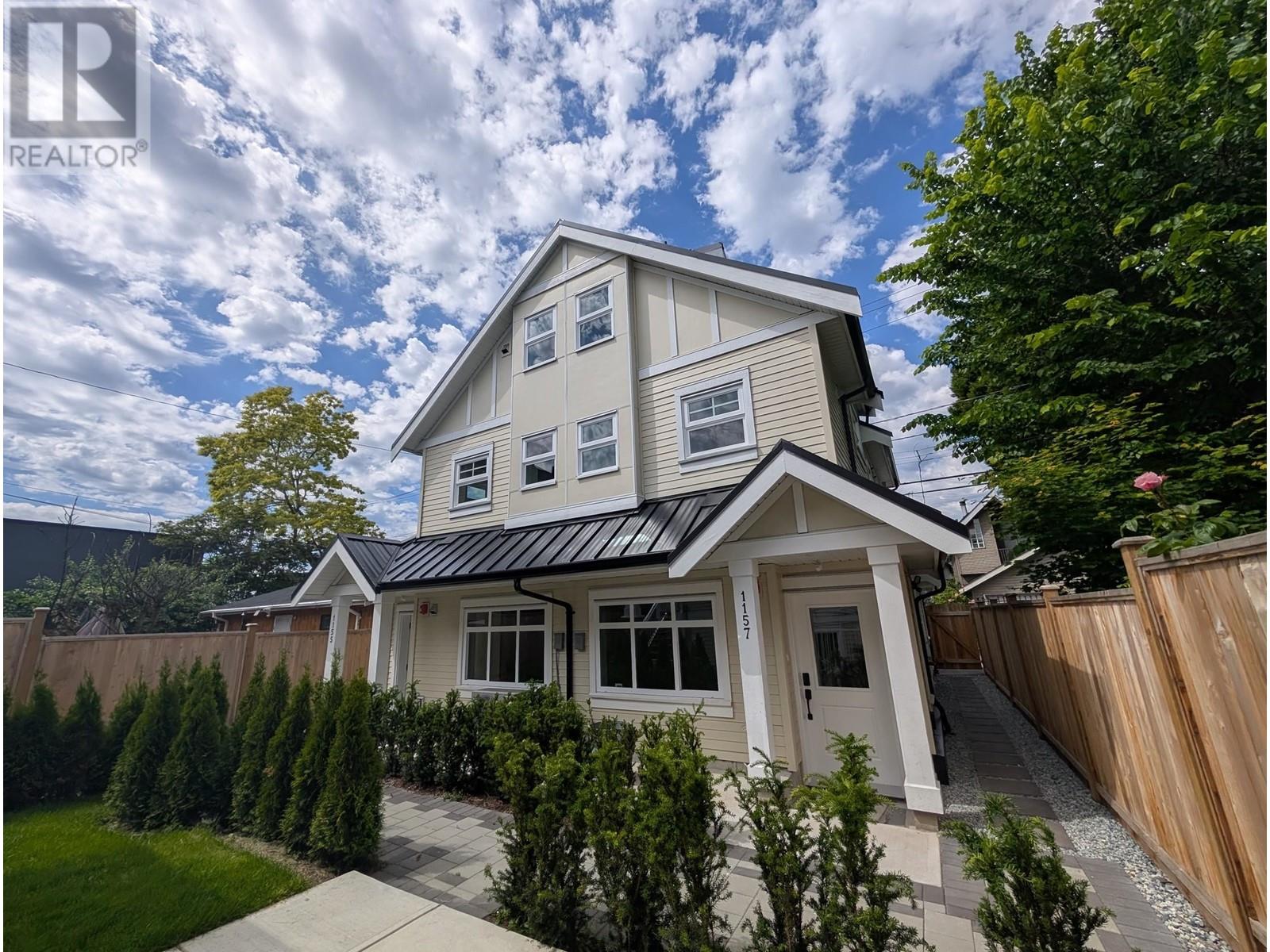 1157 KEEFER STREET, vancouver, British Columbia