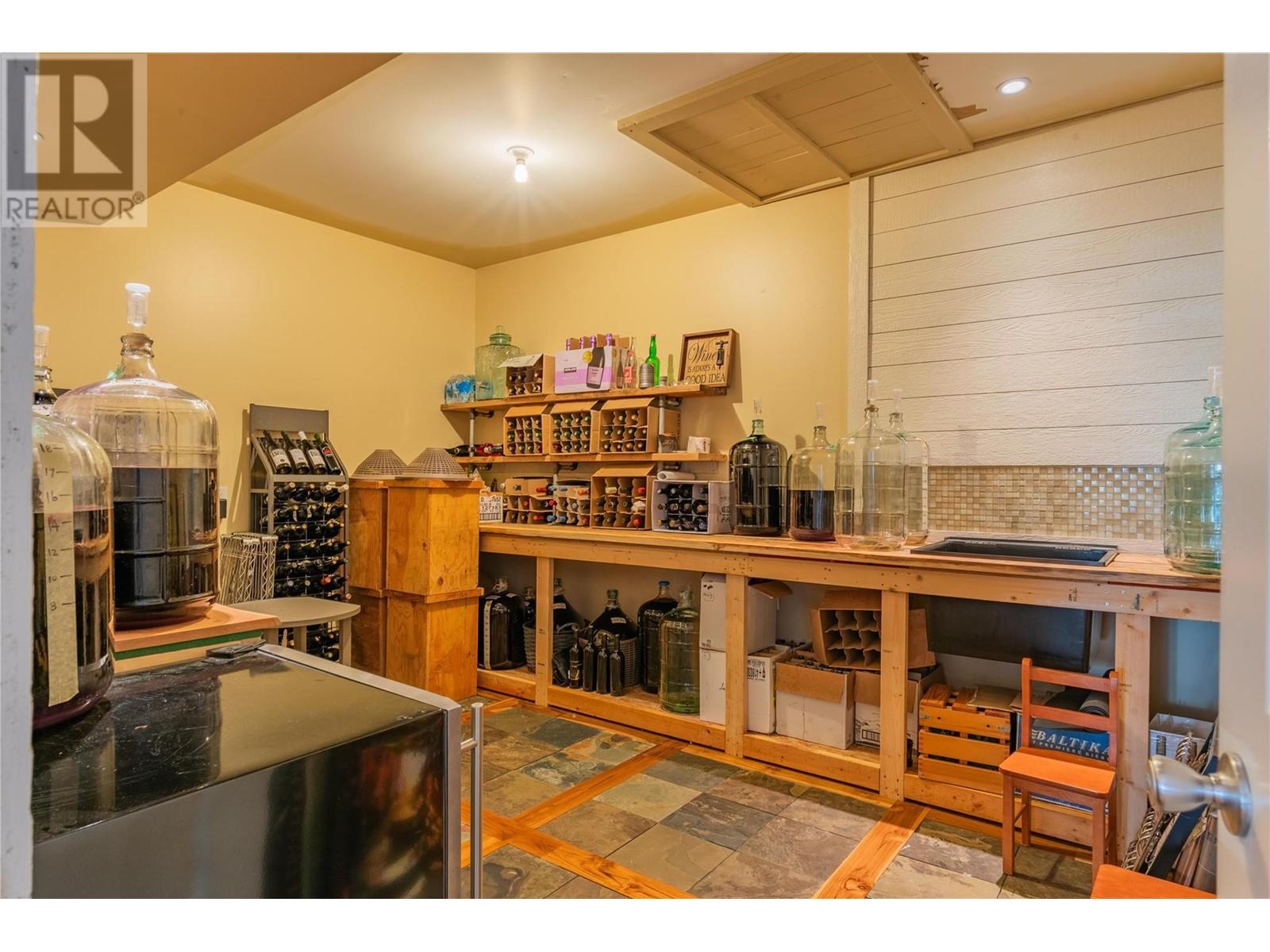 539 Blake Court, Warfield, British Columbia  V1R 4V9 - Photo 70 - 10328095