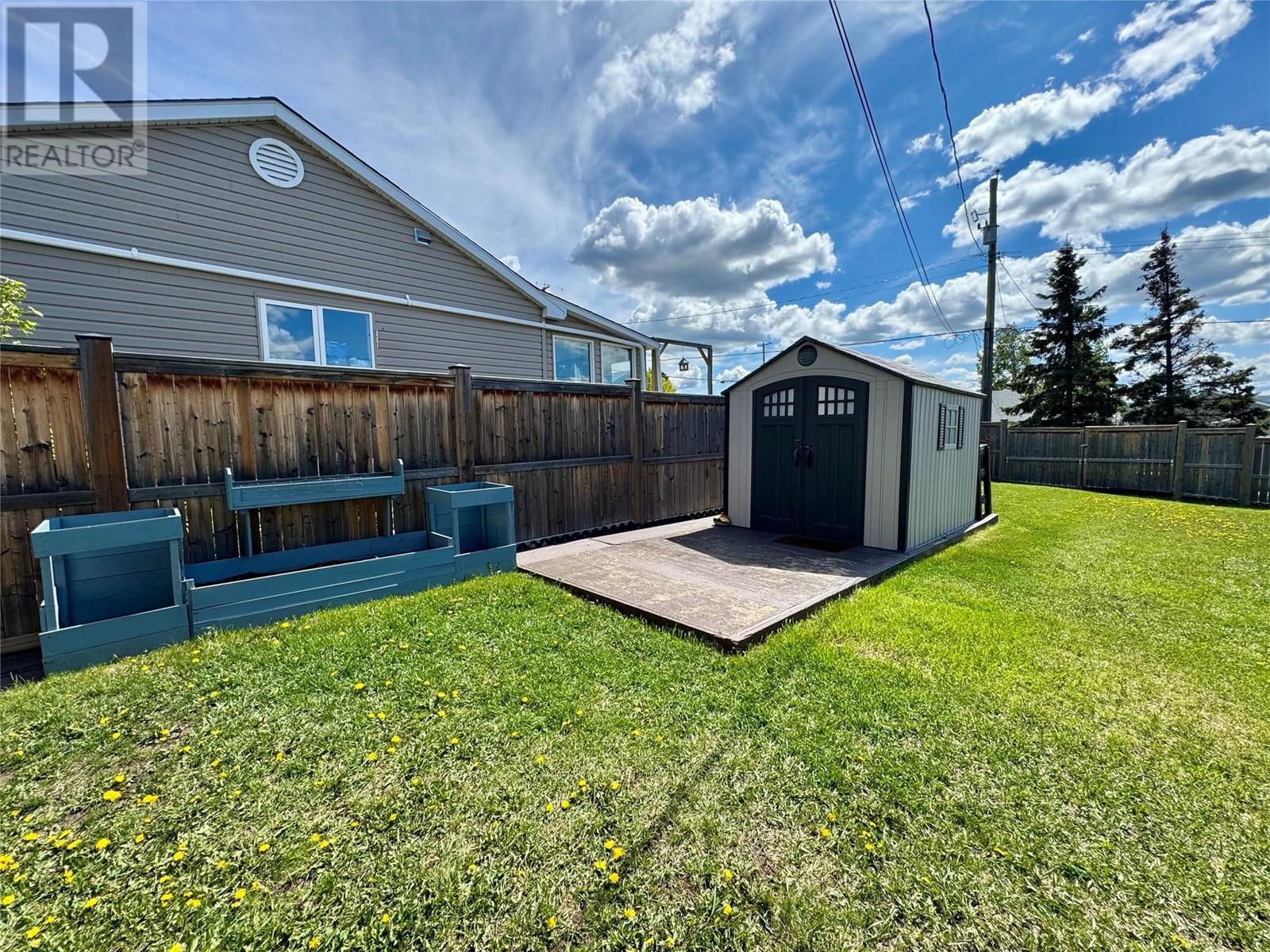 605 98 Avenue, Dawson Creek, British Columbia  V1G 1S3 - Photo 27 - 10350445