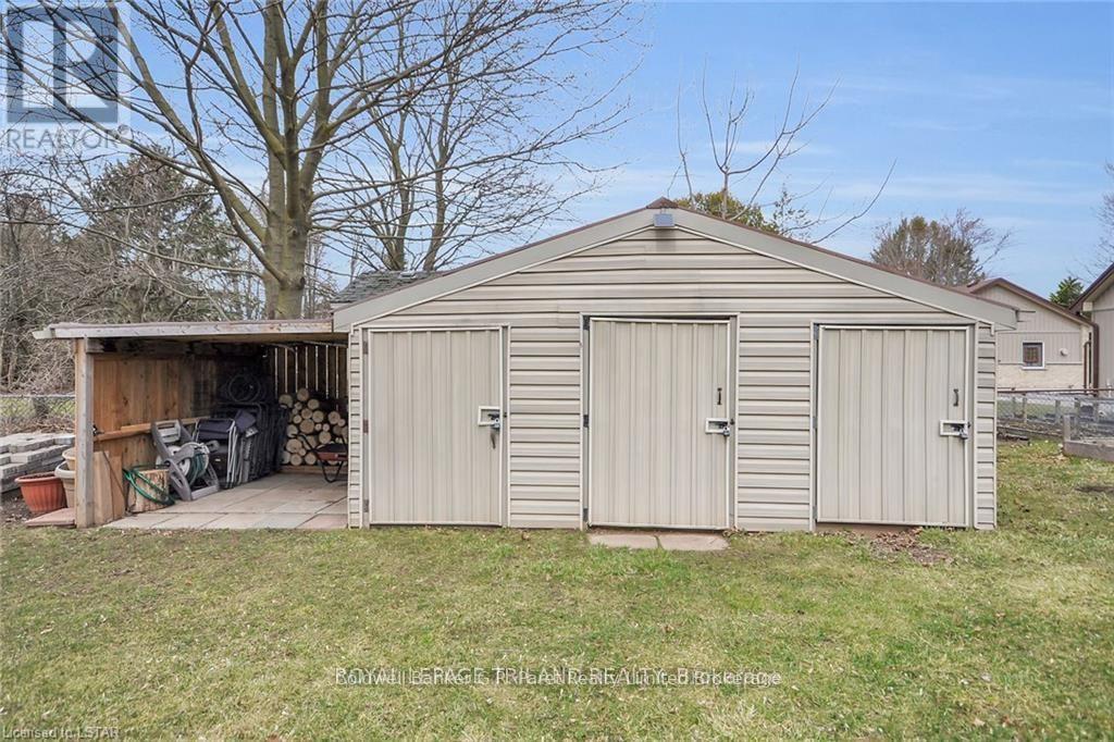 104 Simcoe Crescent, Middlesex Centre, Ontario  N0L 1R0 - Photo 28 - X12157608