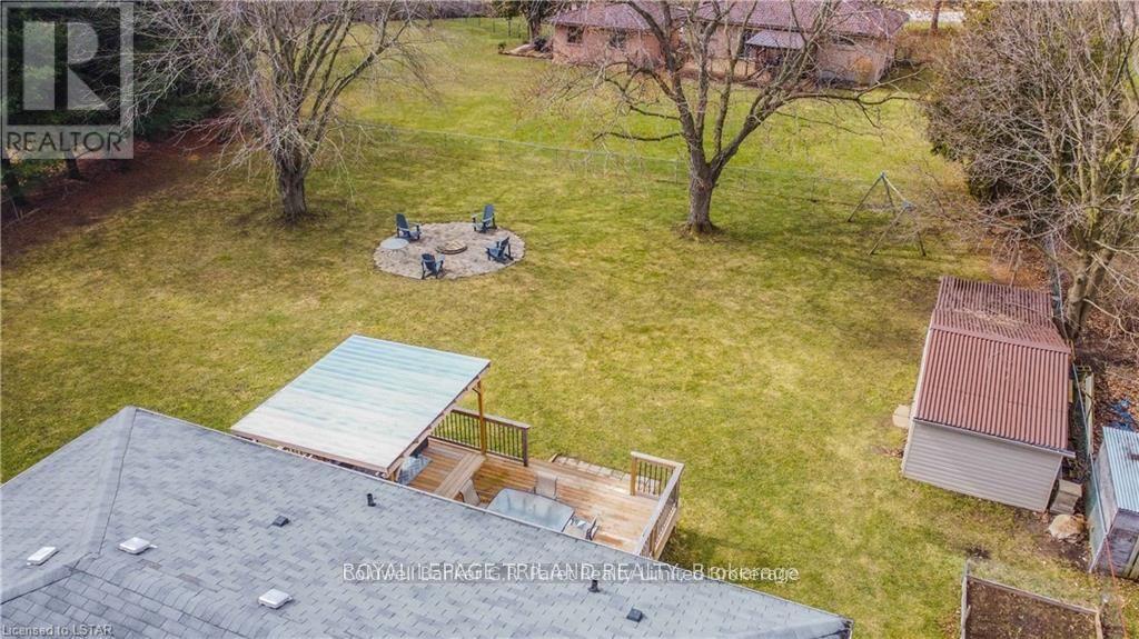 104 Simcoe Crescent, Middlesex Centre, Ontario  N0L 1R0 - Photo 32 - X12157608