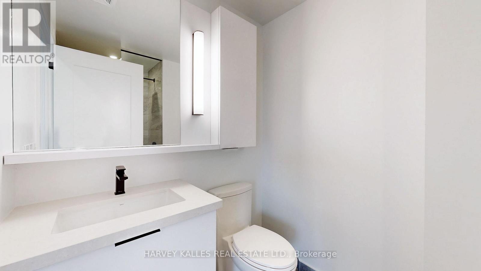 201 - 5 Defries Street, Toronto, Ontario  M5A 0W7 - Photo 17 - C12200984