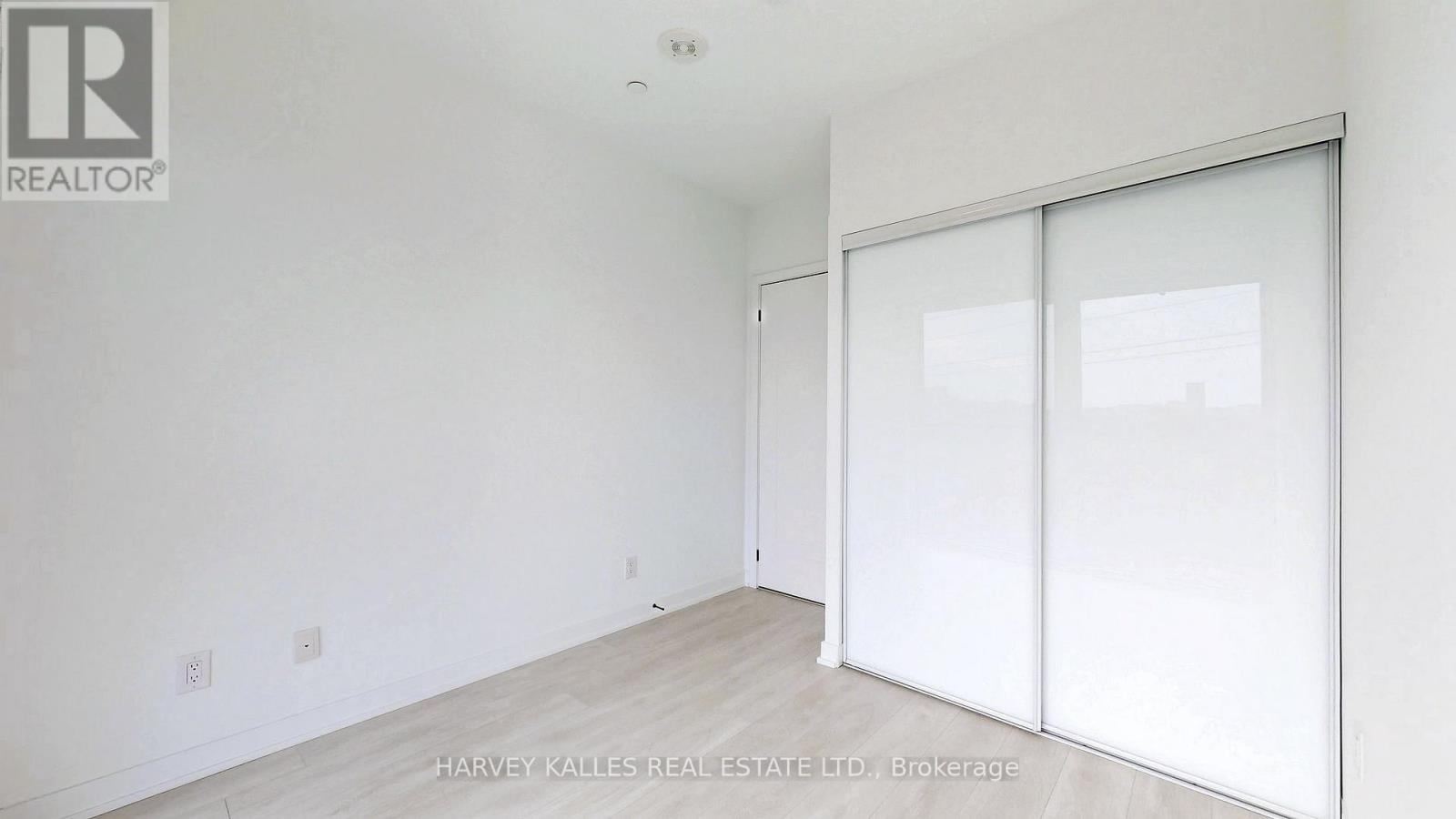 201 - 5 Defries Street, Toronto, Ontario  M5A 0W7 - Photo 21 - C12200984