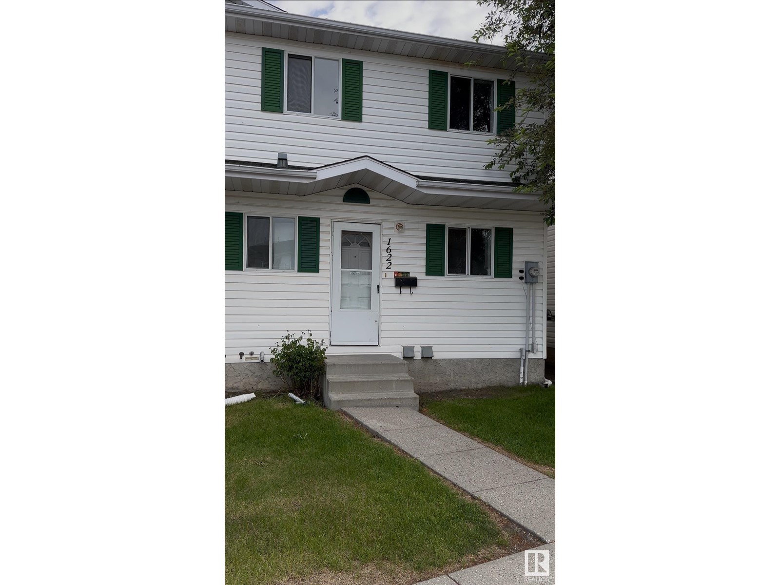1622 Millwoods RD NW, Edmonton, Alberta