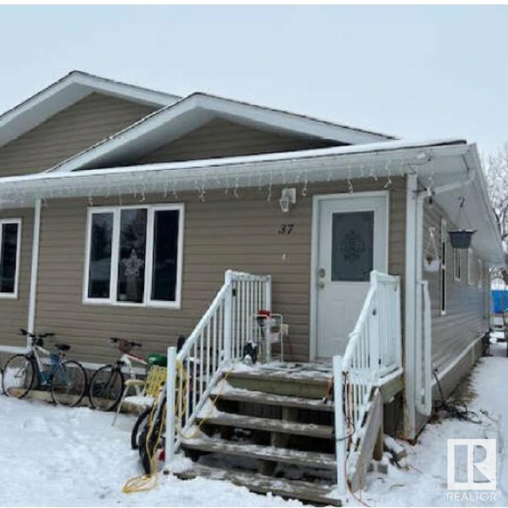 #37 327 7 AV, Three Hills, Alberta