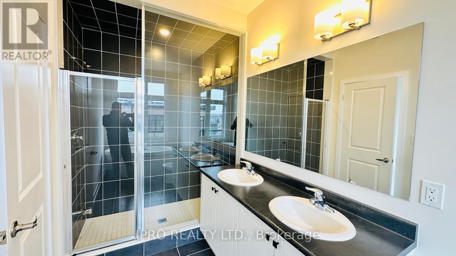 1321 Anthonia Trail, Oakville, Ontario  L6H 7Z2 - Photo 21 - W12200982