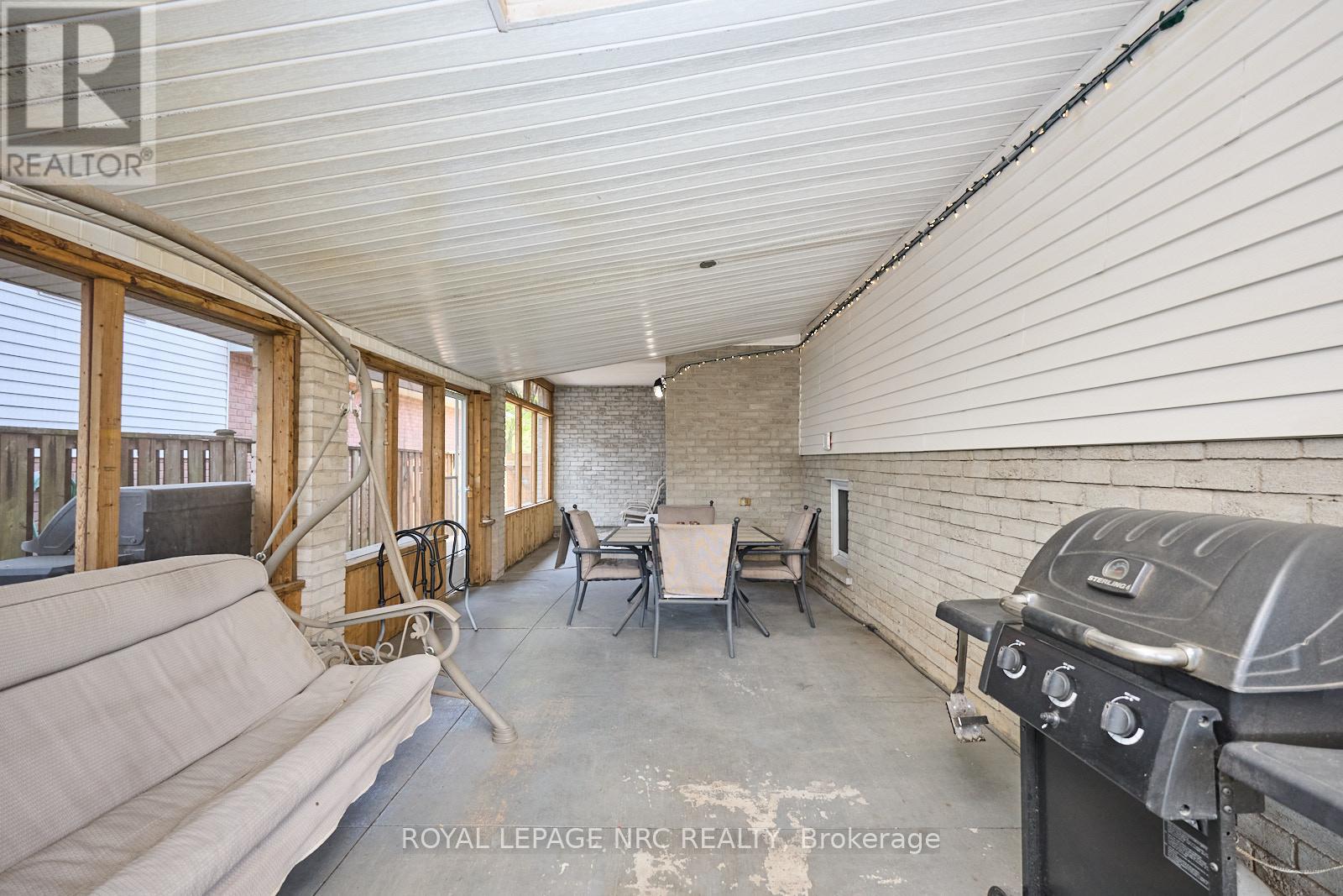 6706 Buckingham Drive, Niagara Falls, Ontario  L2H 2S5 - Photo 14 - X12200550