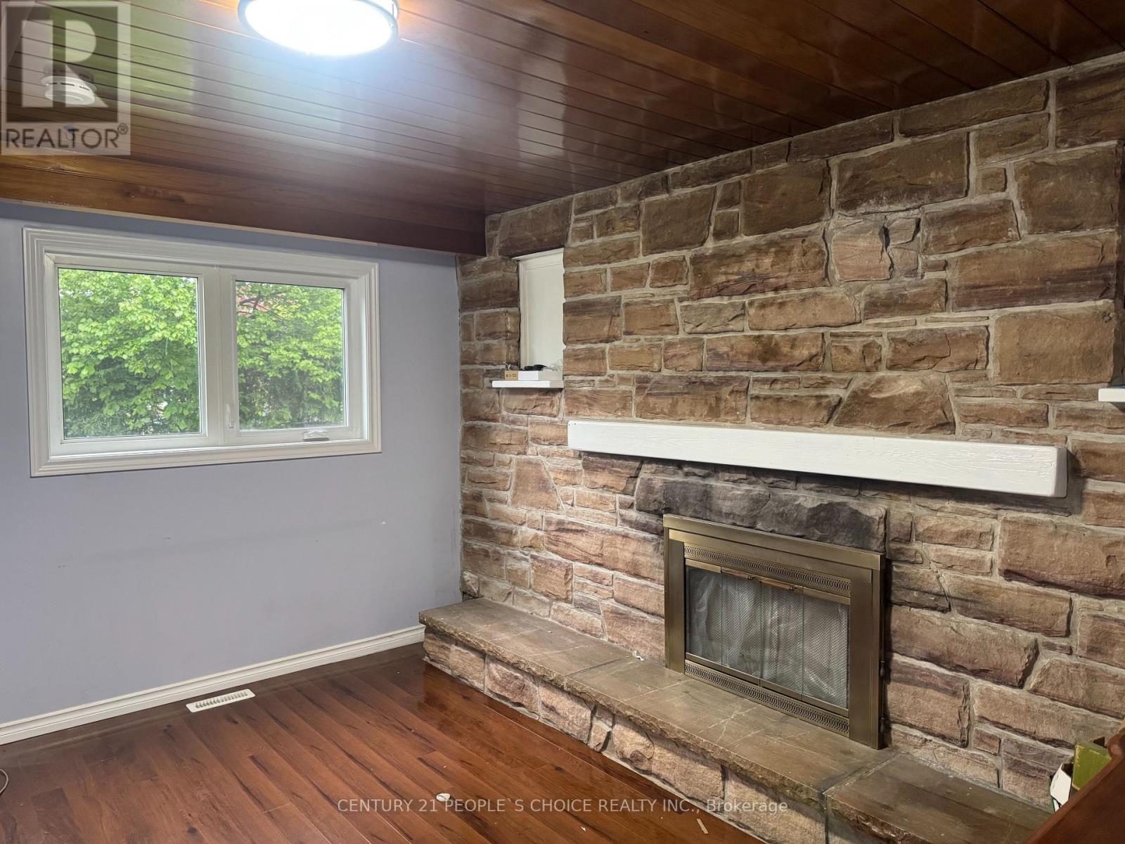 3397 Brandon Gate, Mississauga, Ontario  L4T 3N3 - Photo 9 - W12174318