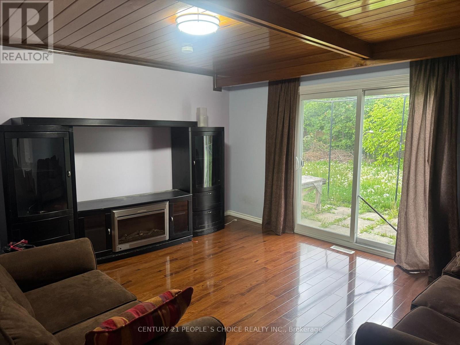 3397 Brandon Gate, Mississauga, Ontario  L4T 3N3 - Photo 8 - W12174318