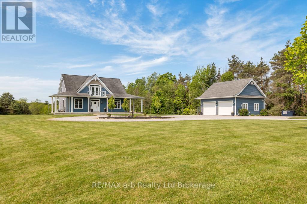 210 Beach Lane, Norfolk, Ontario  N0E 1G0 - Photo 2 - X12200986