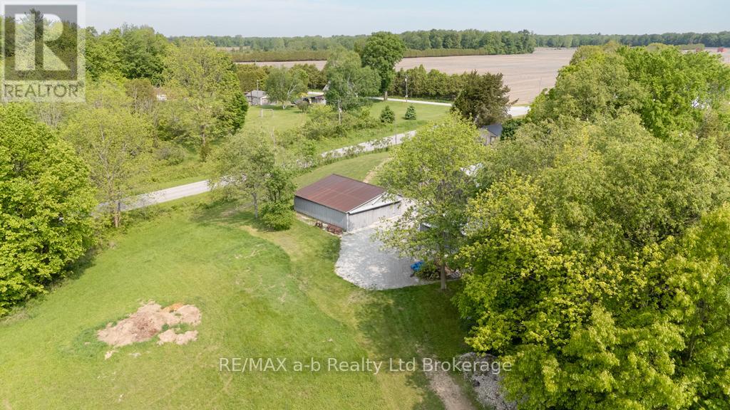 210 Beach Lane, Norfolk, Ontario  N0E 1G0 - Photo 40 - X12200986